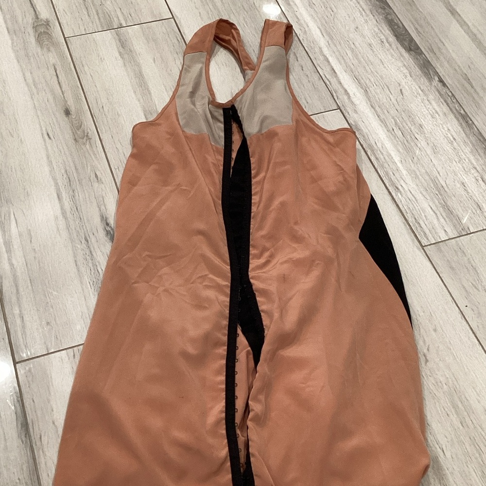 H&M Backless Racerback Dress in Dusty Rose with Black Accents